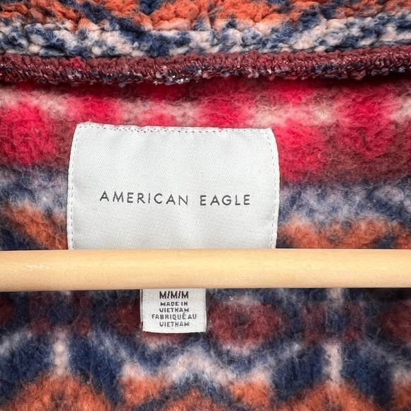 American Eagle Outfitters Sherpa 1/4 Zip Pullover Ladies Medium - Picture 3 of 5